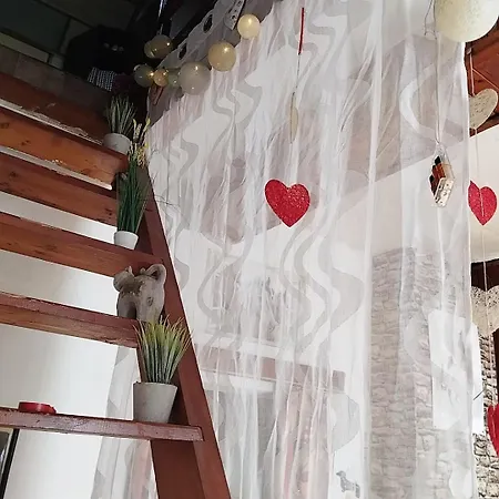 S Balkonem Ve Vesnickem Staveni V Obore U Doks Accommodatie bij particulieren *